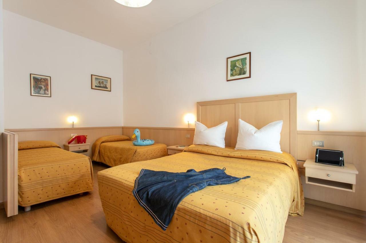 Hotel Venezia E La Villetta Lido di Jesolo Dış mekan fotoğraf